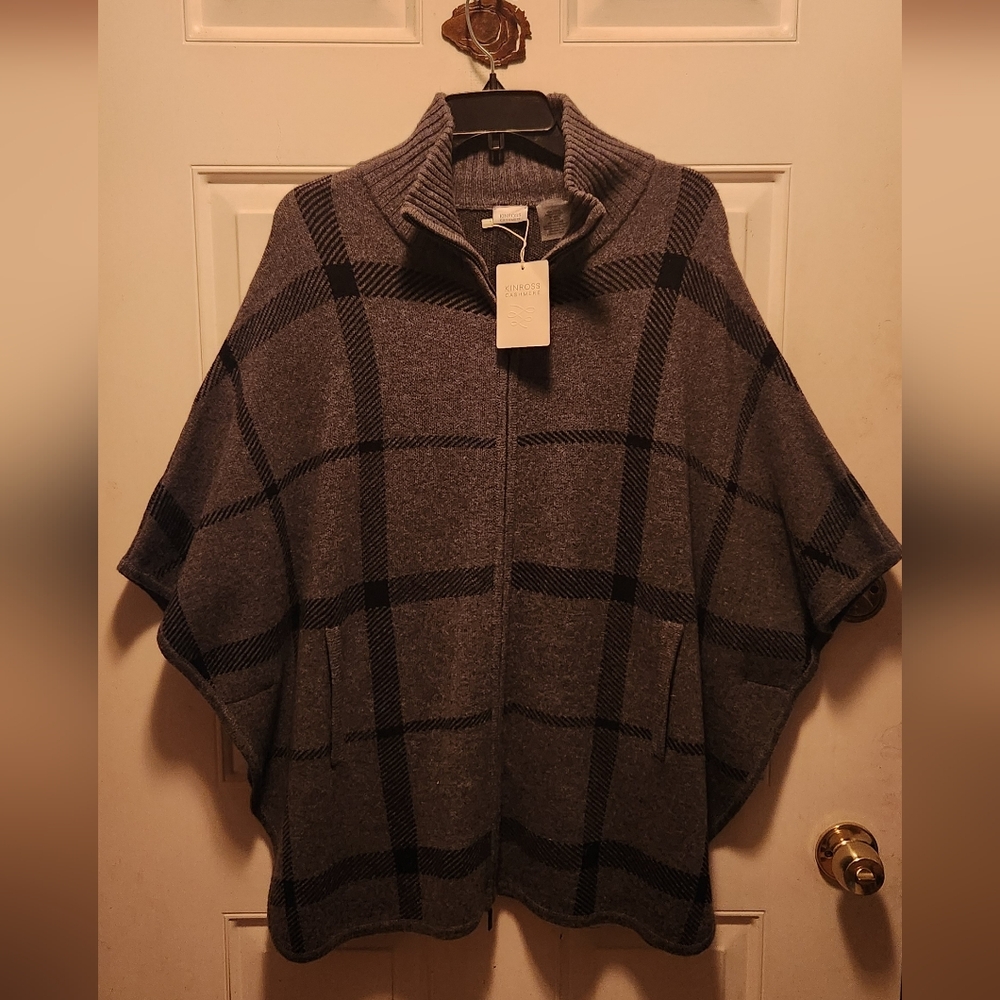 KINROSS CASHMERE- Black & Gray Plaid Cape with Zipper